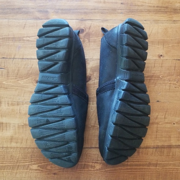 Air-Cooled Memory Foam - Picture 5 of 5